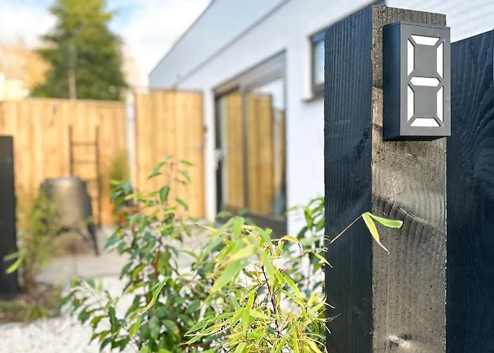 Bed&Breakfast Waterpoort - incl gratis licht ontbijt en parking